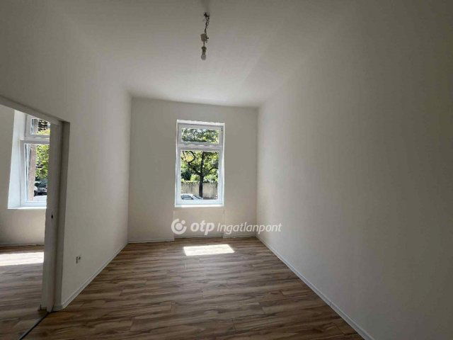 Eladó téglalakás, Budapesten, XIII. kerületben 58.49 M Ft