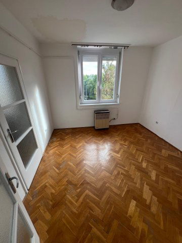 Eladó téglalakás, Egerben 44.9 M Ft, 2 szobás