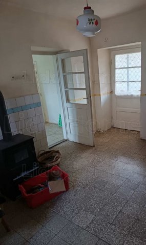Eladó családi ház, Balatonbogláron 33 M Ft, 2+1 szobás