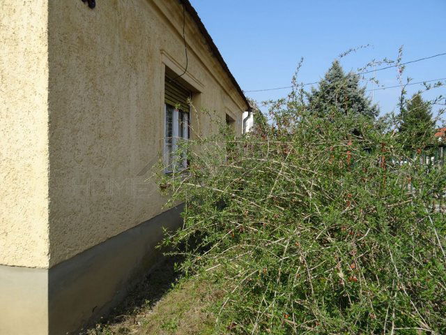 Eladó családi ház, Győrött 44.9 M Ft, 3 szobás