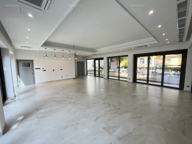 Eladó üzlethelyiség, Siófokon 179.71 M Ft / költözzbe.hu