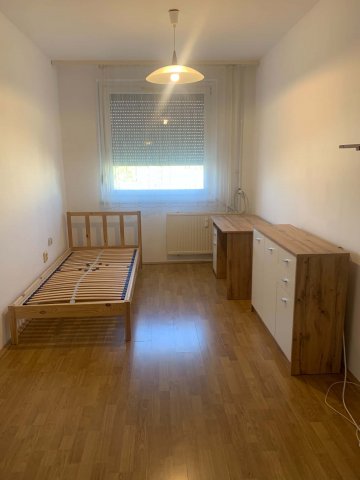 Kiadó panellakás, albérlet, Debrecenben 170 E Ft / hó, 2 szobás