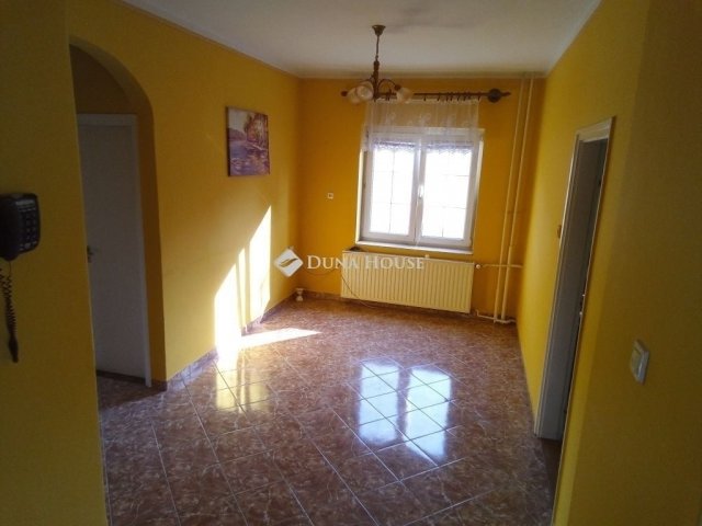 Eladó családi ház, Csákánydoroszlón 69 M Ft, 5 szobás