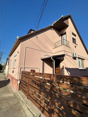 Eladó családi ház, Kalocsán 48.5 M Ft, 4 szobás