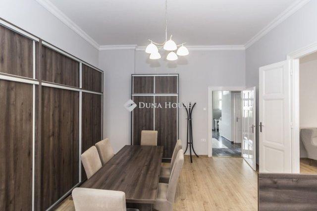 Eladó téglalakás, Szombathelyen, Király utcában 67.5 M Ft