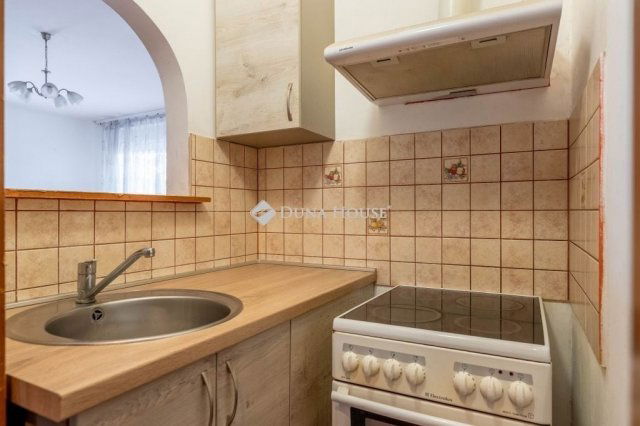 Eladó téglalakás, Budapesten, XVI. kerületben 115 M Ft, 3 szobás