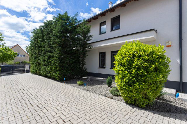 Eladó ikerház, Solymáron, Sport utcában 174.9 M Ft, 4 szobás