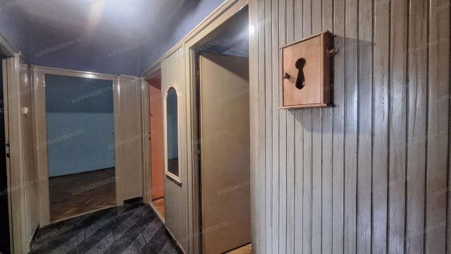 Eladó téglalakás, Jászberényben 36 M Ft, 3 szobás