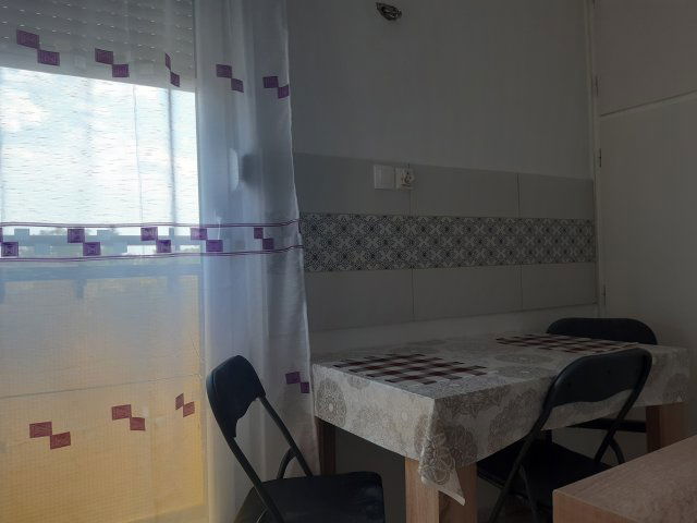 Eladó panellakás, Pécsett 43 M Ft, 2 szobás