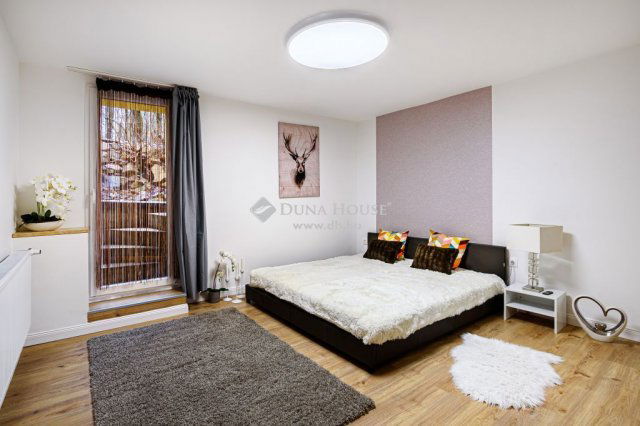 Eladó családi ház, Budapesten, XII. kerületben 395 M Ft