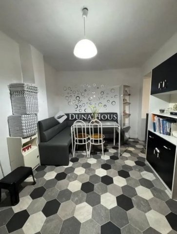 Eladó családi ház, Sárbogárdon 34.9 M Ft, 2 szobás