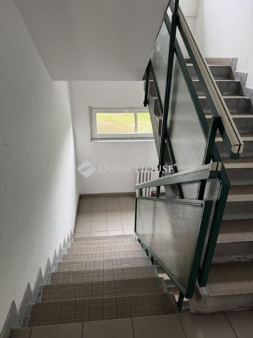Eladó panellakás, Budapesten, XV. kerületben 54.9 M Ft, 2 szobás