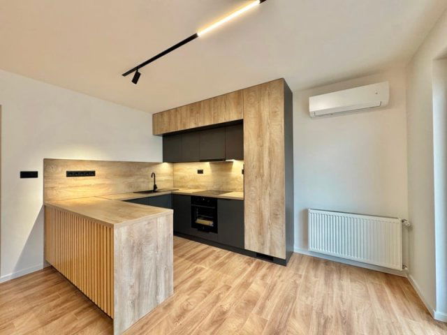 Eladó téglalakás, Pécsett, Bálicsi úton 84.9 M Ft, 3 szobás