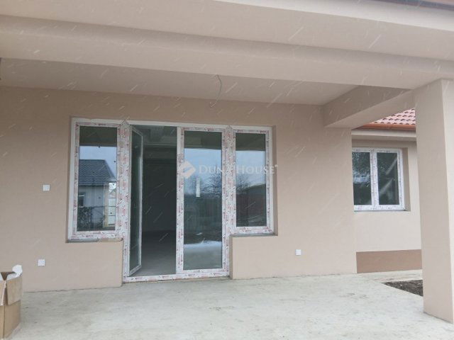 Eladó családi ház, Debrecenben 135 M Ft, 4 szobás