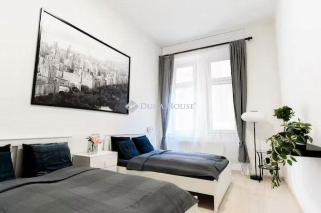 Eladó téglalakás, Budapesten, VII. kerületben 103.9 M Ft