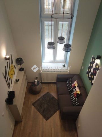 Eladó téglalakás, Budapesten, VI. kerületben 89.9 M Ft, 4 szobás