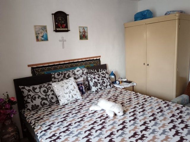 Eladó családi ház, Cegléden 34.9 M Ft, 2 szobás