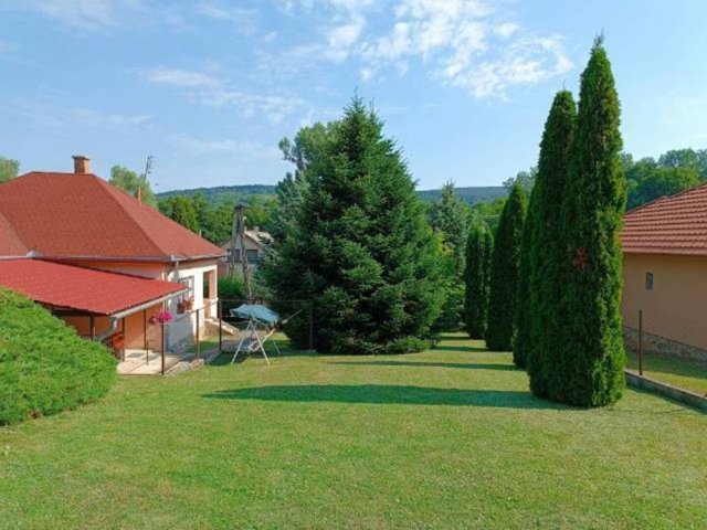 Eladó családi ház, Alsópetényen 68.9 M Ft, 4 szobás