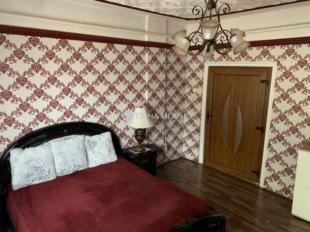 Eladó családi ház, Örkényen 59.9 M Ft, 4 szobás