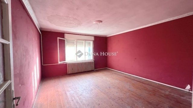 Eladó családi ház, Kókán 30.9 M Ft, 4 szobás