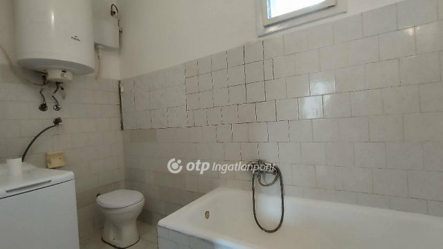 Eladó téglalakás, Budapesten, XX. kerületben 56.9 M Ft