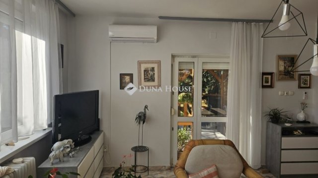 Eladó családi ház, Székesfehérvárott 135 M Ft, 5 szobás