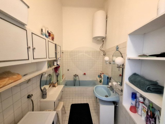 Eladó téglalakás, Budapesten, VIII. kerületben 100 M Ft