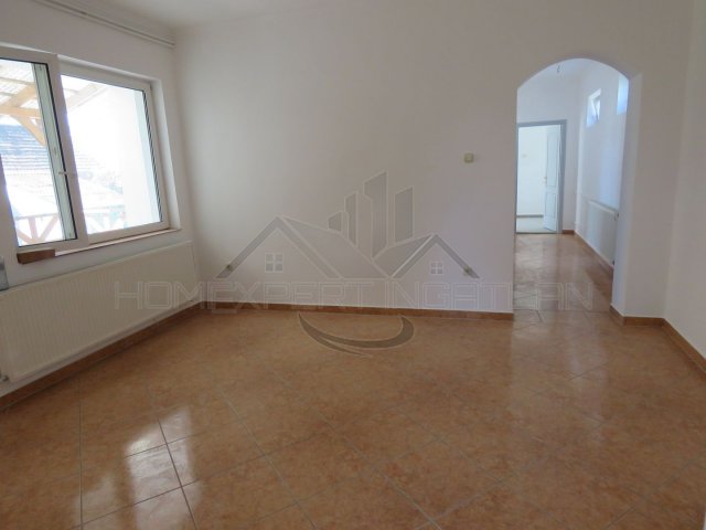 Eladó családi ház, Nórápon 49.9 M Ft, 3 szobás
