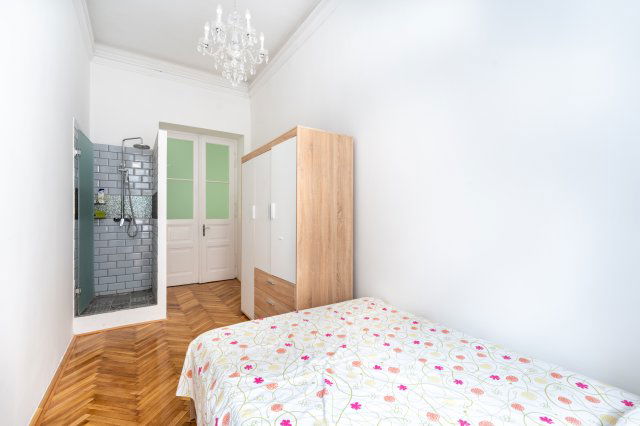 Kiadó téglalakás, albérlet, V. kerületben, Ferenciek terén