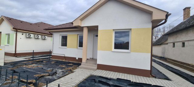 Eladó családi ház, Debrecenben 135 M Ft, 5 szobás