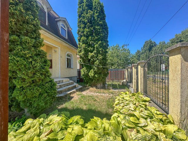 Eladó családi ház, Gödön 79.9 M Ft, 4 szobás