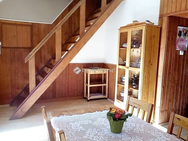 Eladó családi ház, Kulcson 69 M Ft, 5 szobás