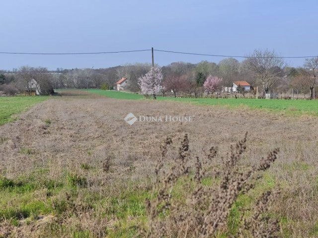 Eladó telek, Gárdonyban 23.9 M Ft / költözzbe.hu