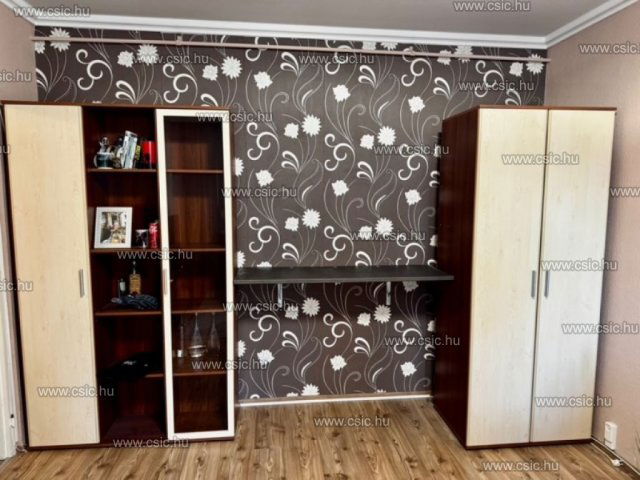 Kiadó panellakás, albérlet, Budapesten, XV. kerületben