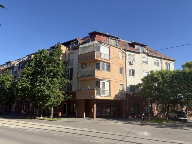 Eladó téglalakás, Hódmezővásárhelyen 57 M Ft, 1+1 szobás