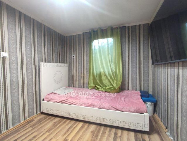 Eladó családi ház, Bagaméren 11.9 M Ft, 2+1 szobás