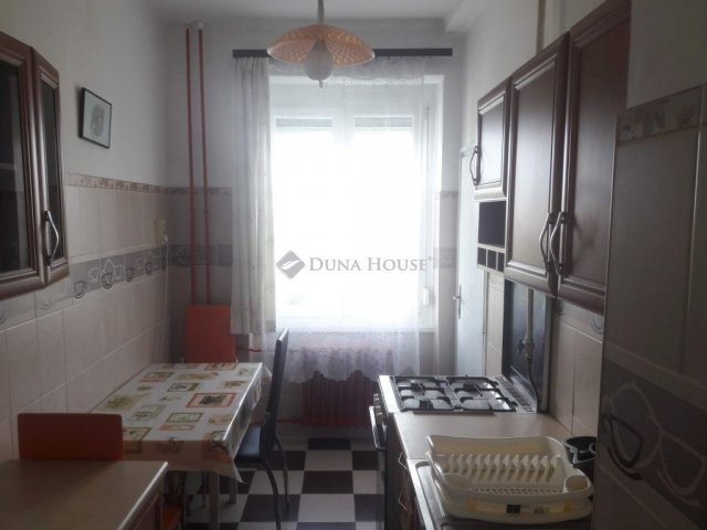 Eladó téglalakás, Budapesten, IV. kerületben 79.2 M Ft, 2 szobás