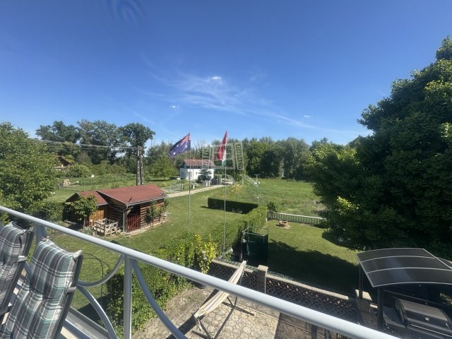 Eladó nyaraló, Dunaszekcsőn 45 M Ft, 1+1 szobás