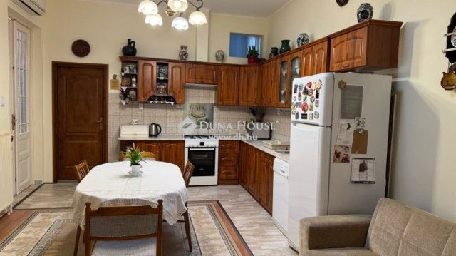 Eladó családi ház, Debrecenben 69.9 M Ft, 2 szobás