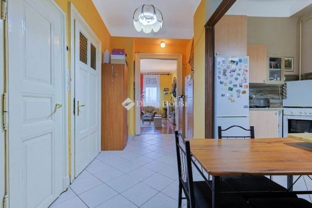 Eladó téglalakás, Budapesten, VIII. kerületben 67 M Ft, 2 szobás