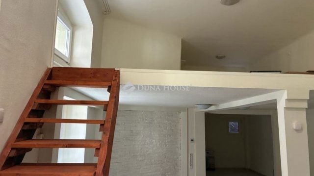 Eladó téglalakás, Budapesten, VIII. kerületben 45 M Ft, 2 szobás