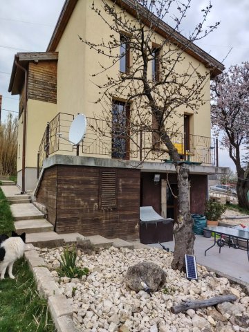 Eladó családi ház, Iszkaszentgyörgyön 52 M Ft, 3 szobás