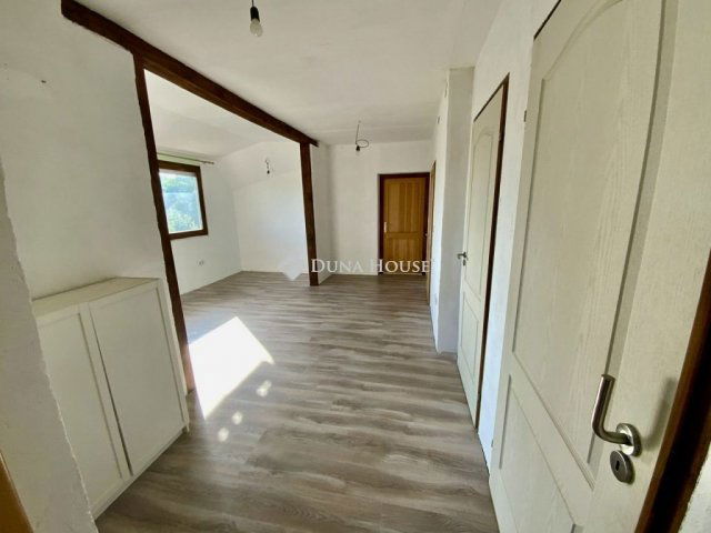 Eladó családi ház, Mecseknádasdon 75.24 M Ft, 6 szobás