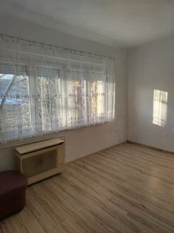 Eladó téglalakás, Salgótarjánban 18.5 M Ft, 2 szobás