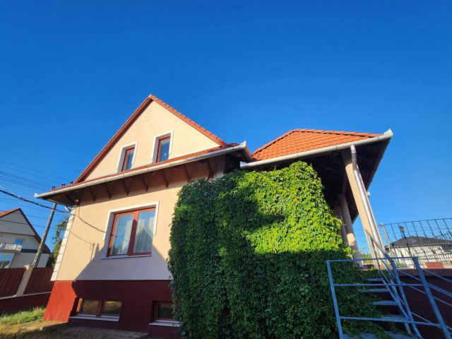 Eladó családi ház, Érden 229 M Ft, 6 szobás