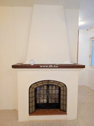 Eladó téglalakás, Budapesten, XVIII. kerületben 79.5 M Ft