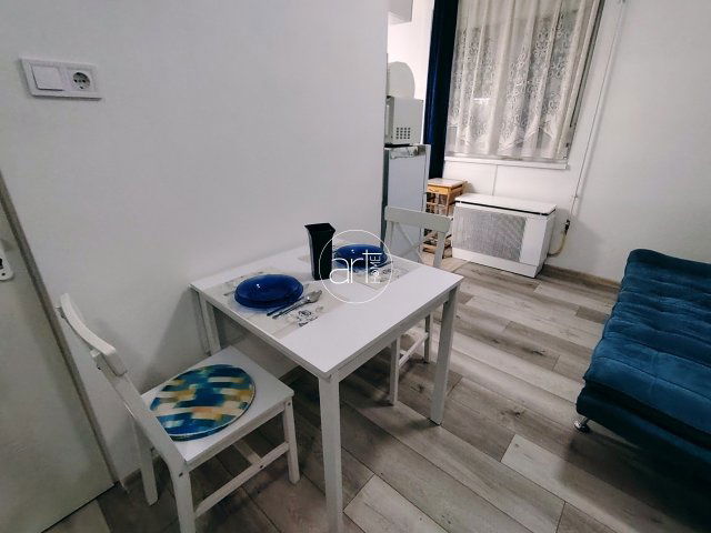 Kiadó téglalakás, albérlet, Szegeden, Petőfi Sándor sugárúton