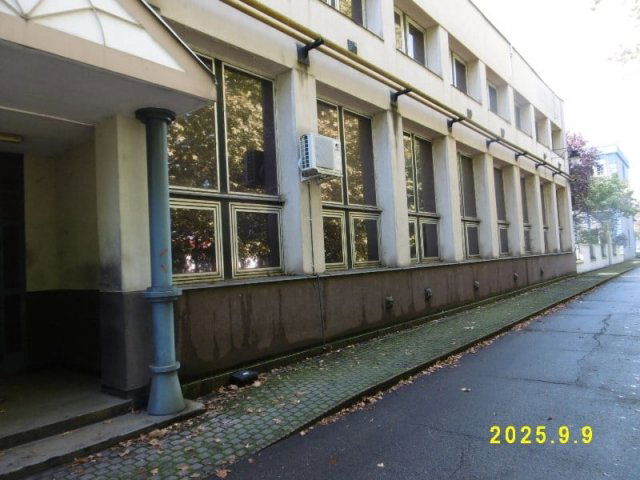 Kiadó ipari ingatlan, Miskolcon 8108 E Ft / hó