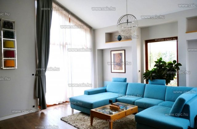 Eladó családi ház, Budapesten, III. kerületben 379 M Ft