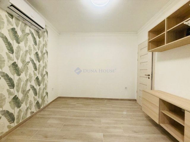 Eladó téglalakás, Budapesten, V. kerületben 105 M Ft, 3 szobás